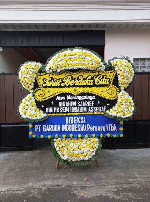 Papan Bunga Duka di Taman Baloi
